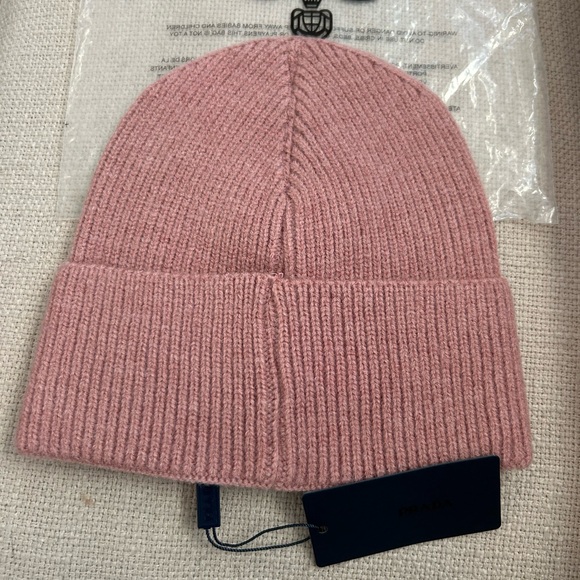 New Prada beanie never worn one size - Picture 4 of 6